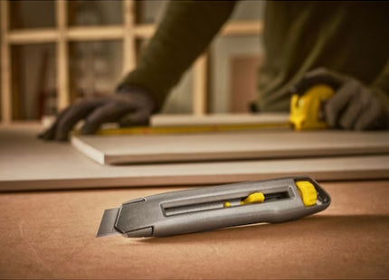 STANLEY CUTTER INTERLOCK 18 IN METALLO PER LAME DA MM18