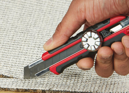 MILWAUKEE CUTTER CON LAMA A SETTORI DA MM18