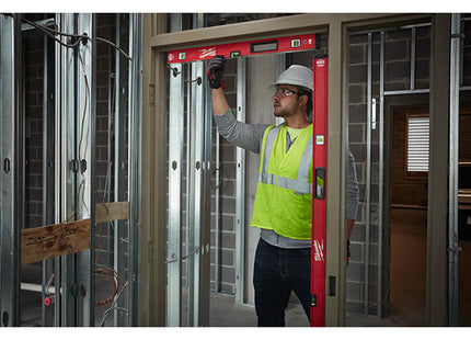 MILWAUKEE LIVELLA SERIE BACKBONE MAGNETICA