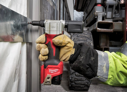 MILWAUKEE RIVETTATRICE COMPATTA A BATTERIA M12BPRT-201X(V1/23)