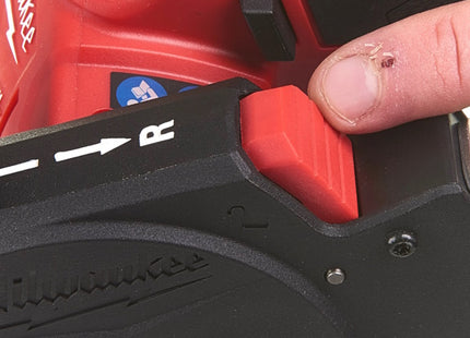 MILWAUKEE MINI SMERIGLIATRICE/TRONCATRICE A BATTERIA M12 FCOT-0(V1/23)