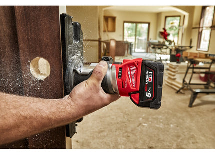 MILWAUKEE FRESATRICE A BATTERIA ART. M18 FTR8-0X