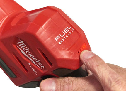 MILWAUKEE TAGLIASIEPI COMPATTO A BATTERIA M12 FHT20-402(V1/23)