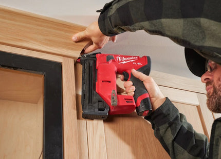 MILWAUKEE GROPPINATRICE A BATTERIA M12 FCN18GS-0X