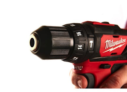 MILWAUKEE TRAPANO AVVITATORE PERCUSSIONE A BATTERIA M12 BPD-202C(V1/23)*