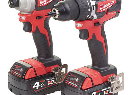 MILWAUKEE KIT M18 CBLPP2A-402C TRAPANO+AVVITATORE IMPULSI 1/4" (V1/23)*