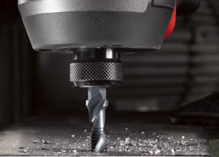 MILWAUKEE MASCHIO CON PUNTA E SVASATORE IN HSS ATTACCO BITS DA 1/4"